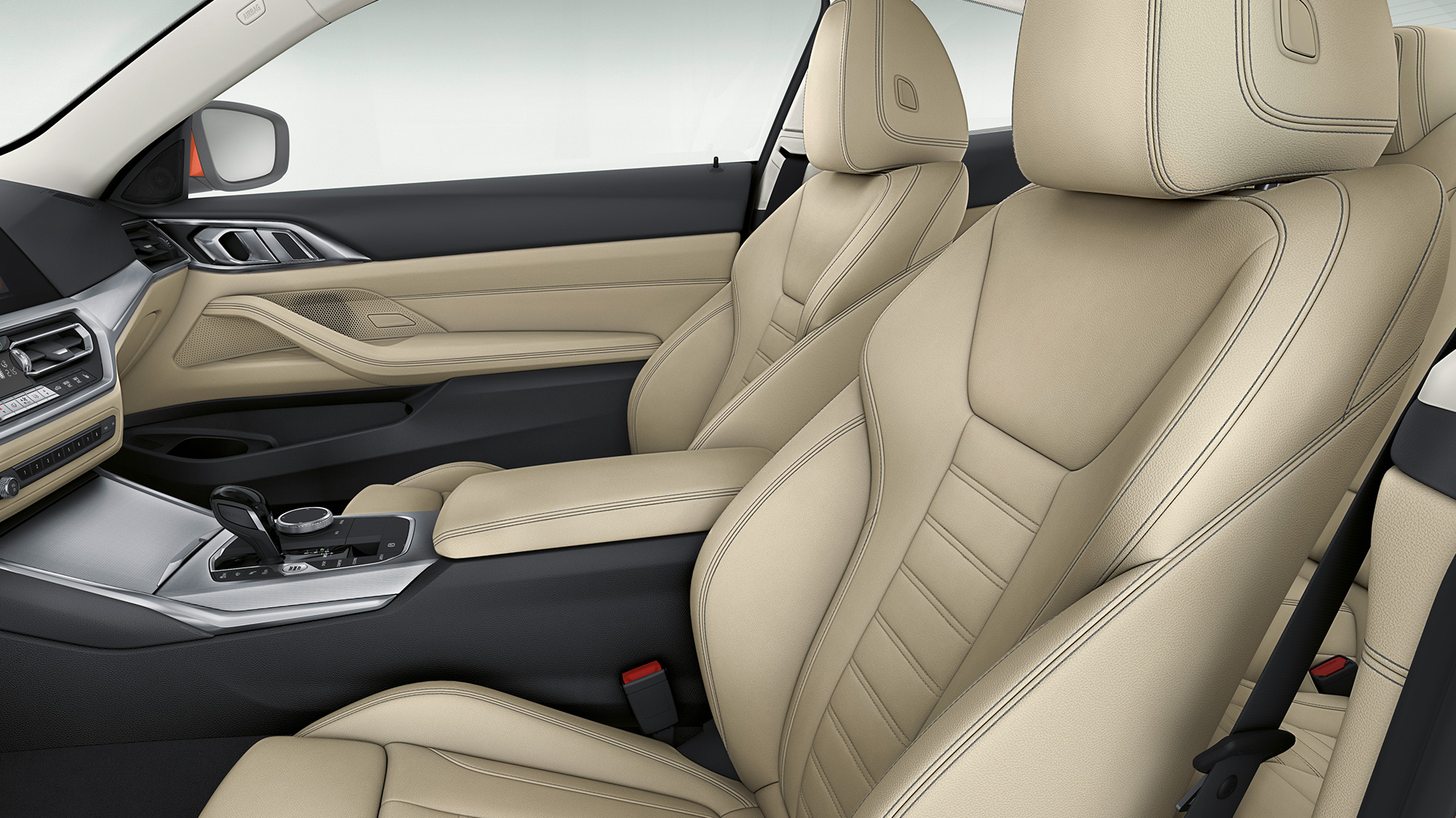 BMW 4 Series Coupé G22 2020 Basic equipment interior 