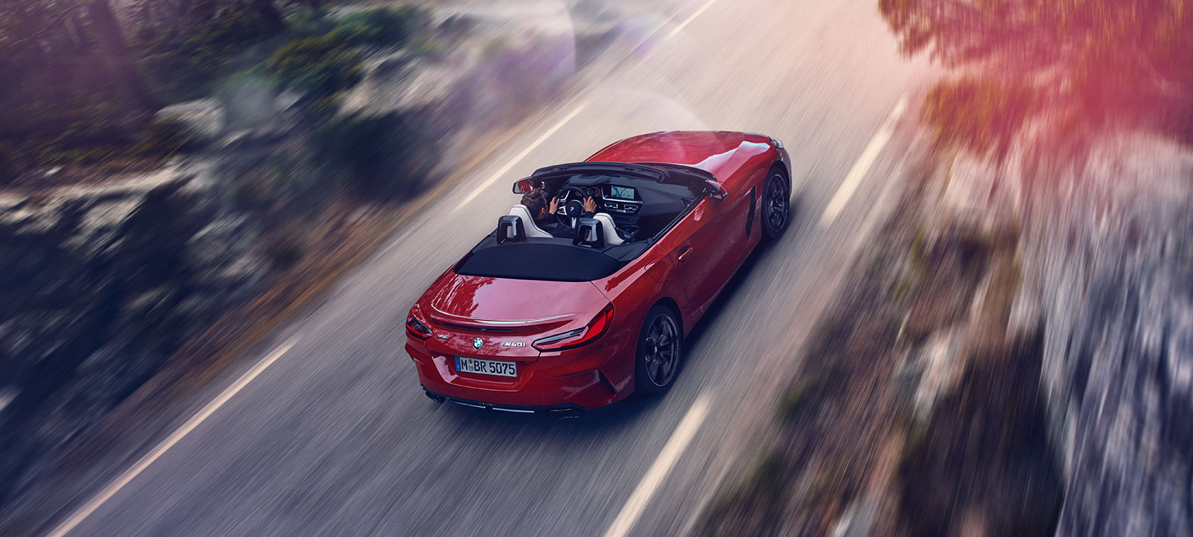 Bird’s eye view of the BMW Z4 Roadster on the move